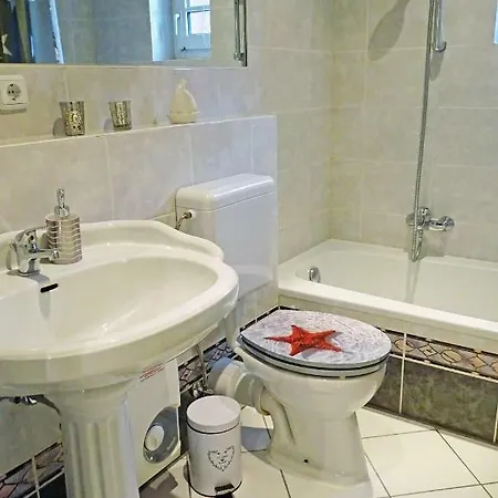 Lutte Strandstuuv Apartamento
